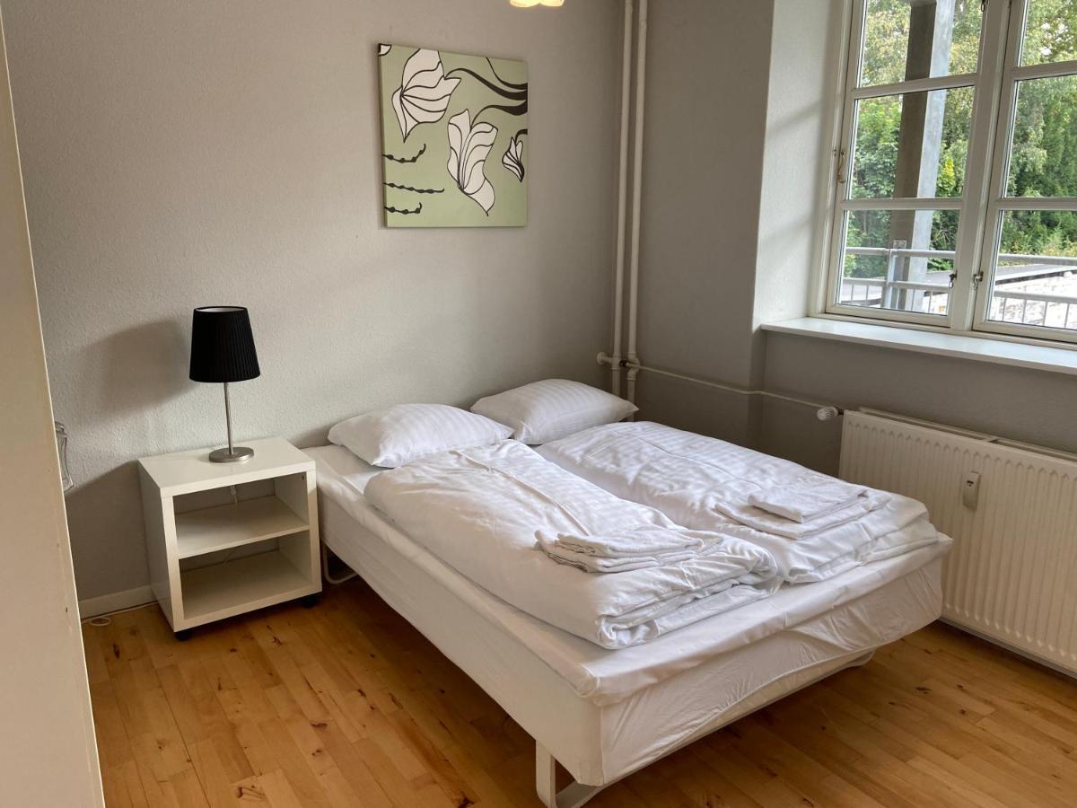 Bright 2-bedroom In Sophisticated Frederiksberg Appartement Copenhague