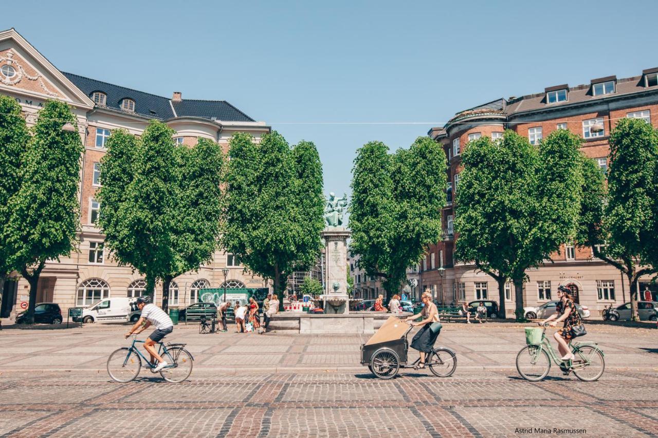 Bright 2-bedroom In Sophisticated Frederiksberg Appartement